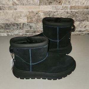 Koolaburra By UGG Brand New Black/ Blue Suede Ankle Boots
